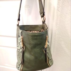 Jessica Simpson handbag